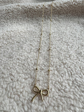 Carica l'immagine nel visualizzatore di Gallery, Collana Golden Bow