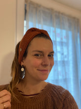 Load image into Gallery viewer, Leonie earrings
