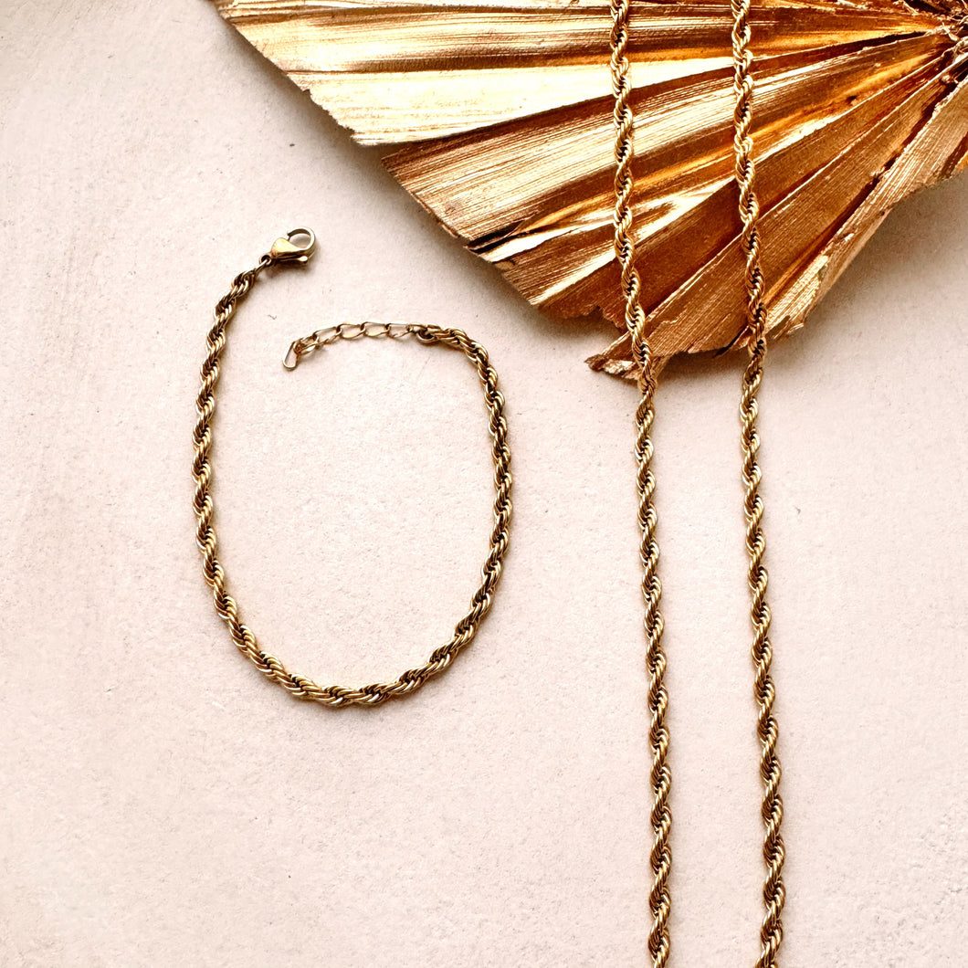 Twist Bracelet